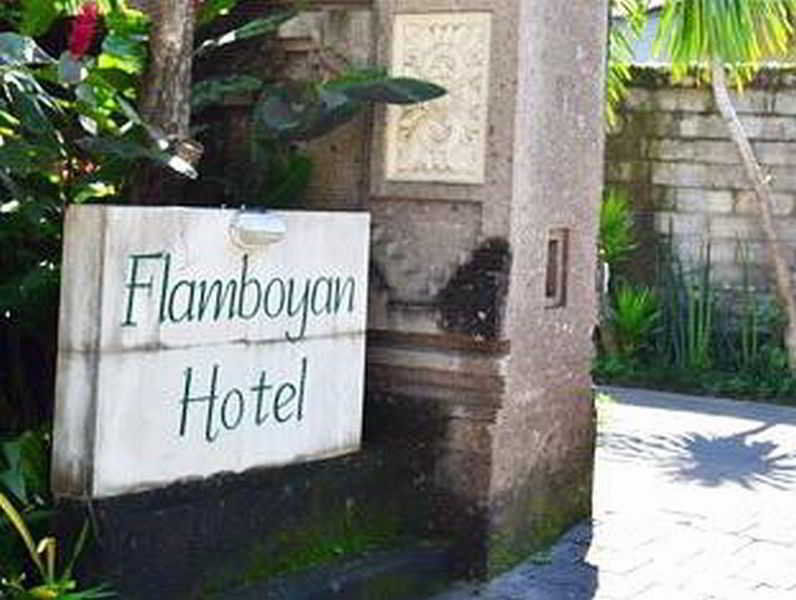 Flamboyan Hotel Kuta Lombok Esterno foto
