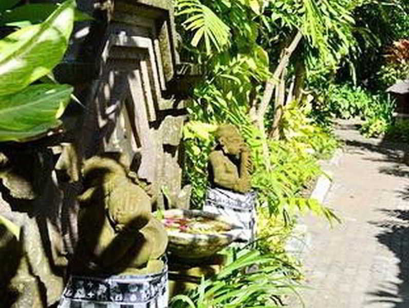 Flamboyan Hotel Kuta Lombok Esterno foto