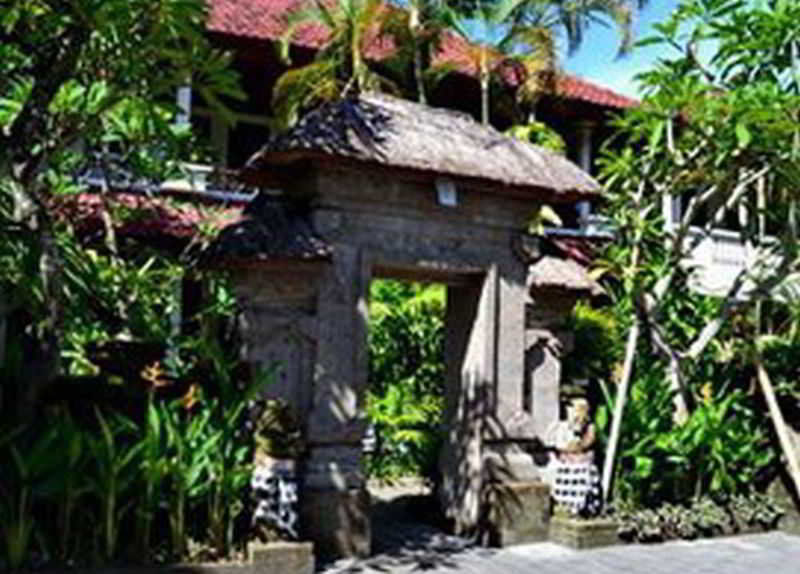 Flamboyan Hotel Kuta Lombok Esterno foto