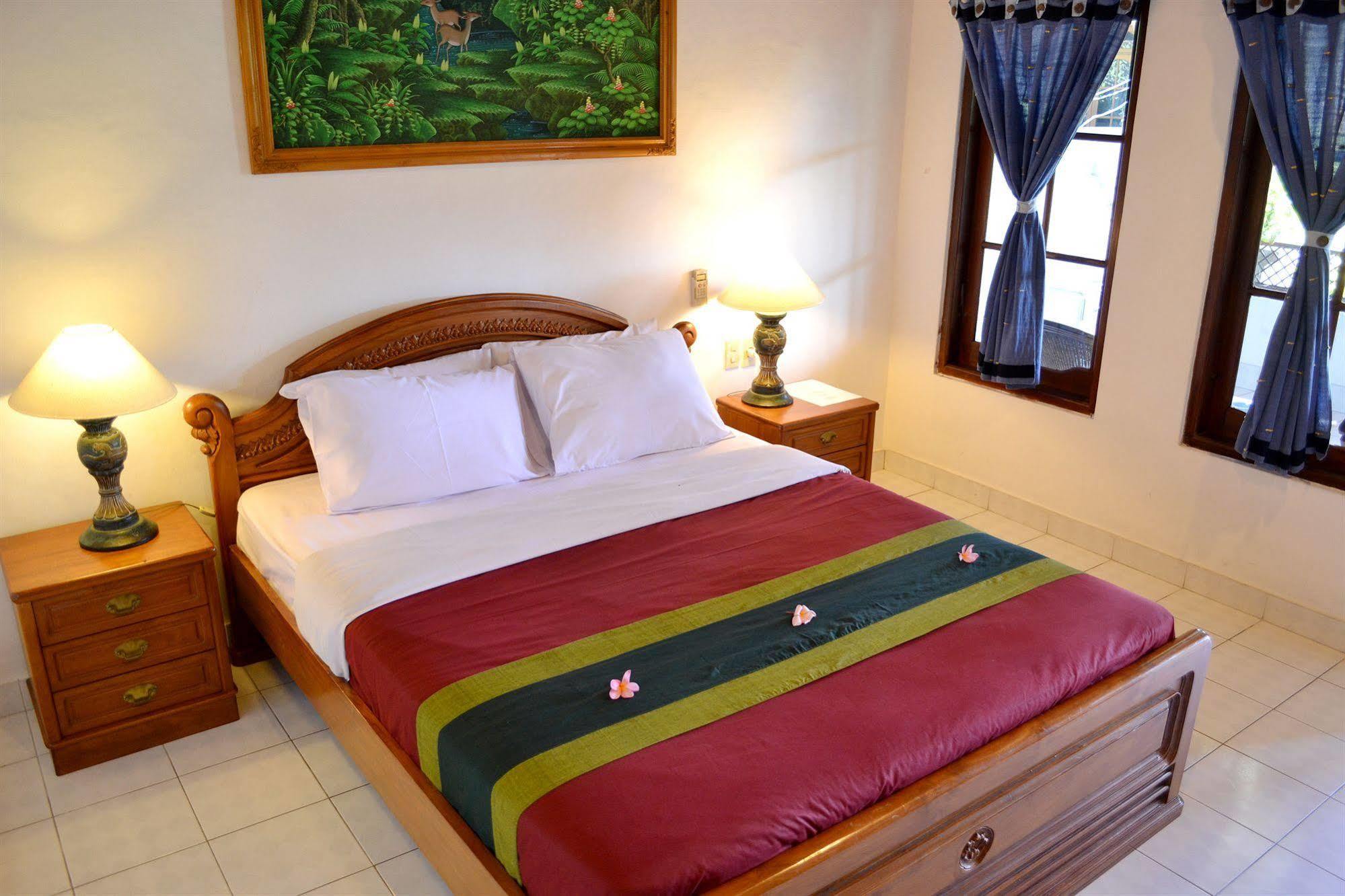 Flamboyan Hotel Kuta Lombok Esterno foto